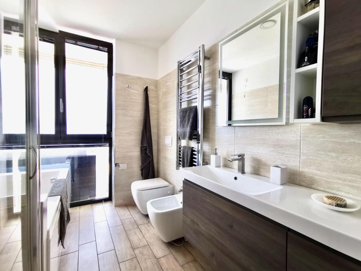 The View!!! By Design Studio Perledo Exterior foto